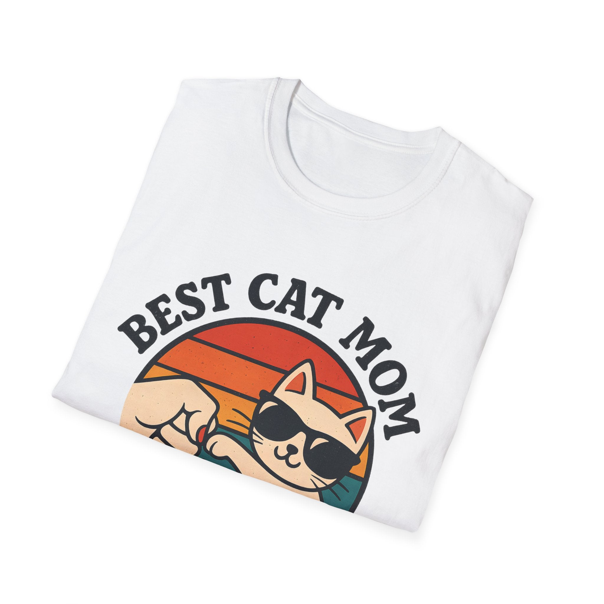 Best Cat Mom Ever T-Shirt — Cute Retro Cat Fist Bump Tee for Cat Lovers, Mother's Day Gift