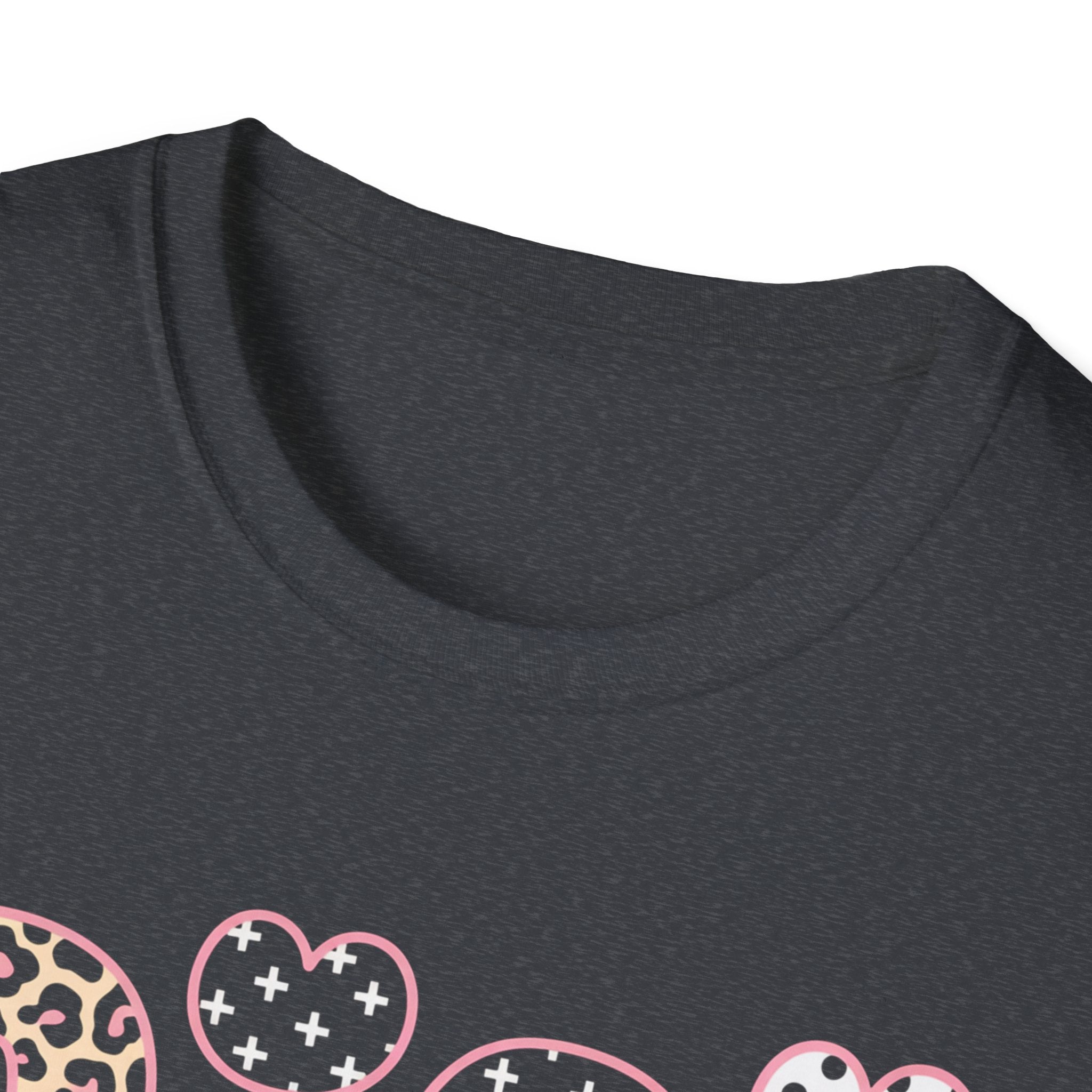 Gigi Floral Heart Tee — Pink 'Gigi' Script Grandmother T-Shirt