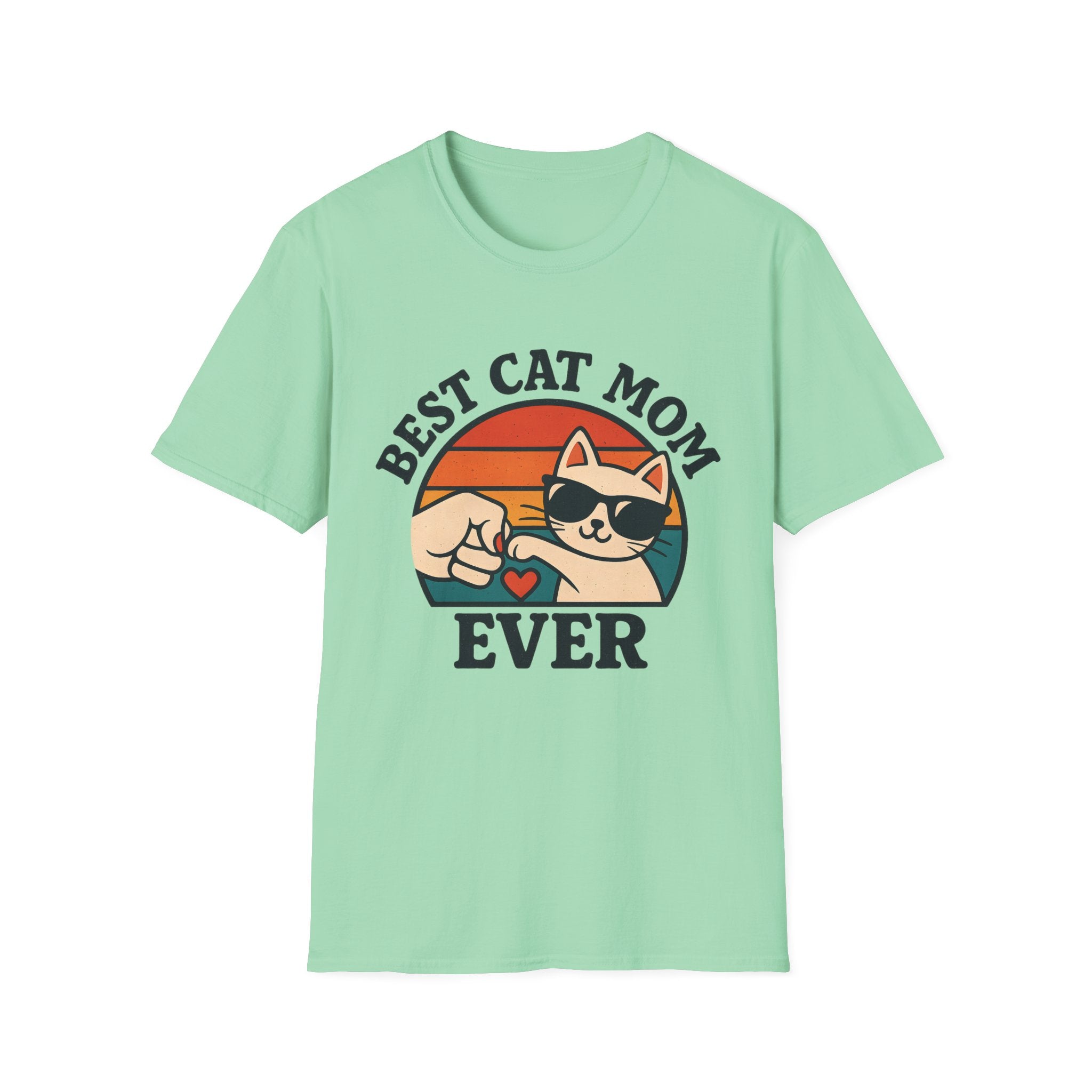 Best Cat Mom Ever T-Shirt — Cute Retro Cat Fist Bump Tee for Cat Lovers, Mother's Day Gift