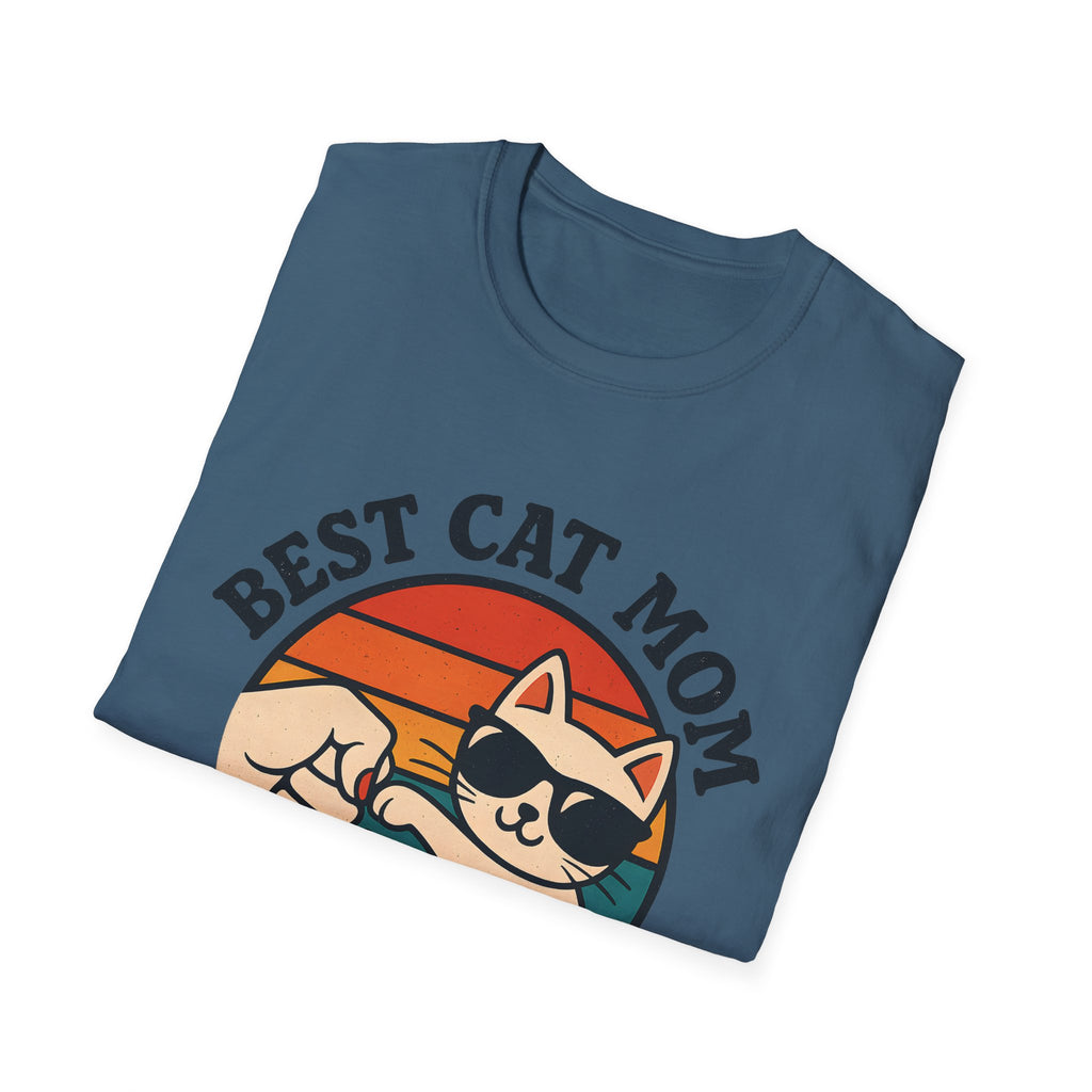 Best Cat Mom Ever T-Shirt — Cute Retro Cat Fist Bump Tee for Cat Lovers, Mother's Day Gift