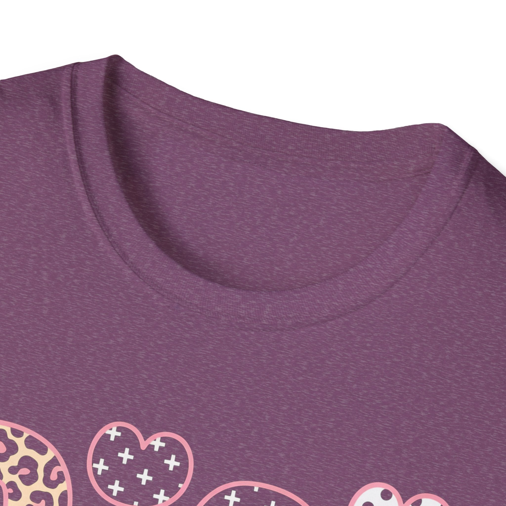 Gigi Floral Heart Tee — Pink 'Gigi' Script Grandmother T-Shirt