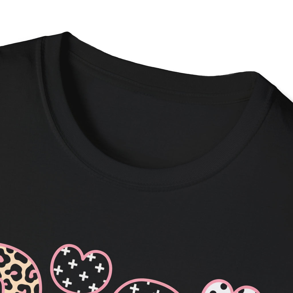 Gigi Floral Heart Tee — Pink 'Gigi' Script Grandmother T-Shirt