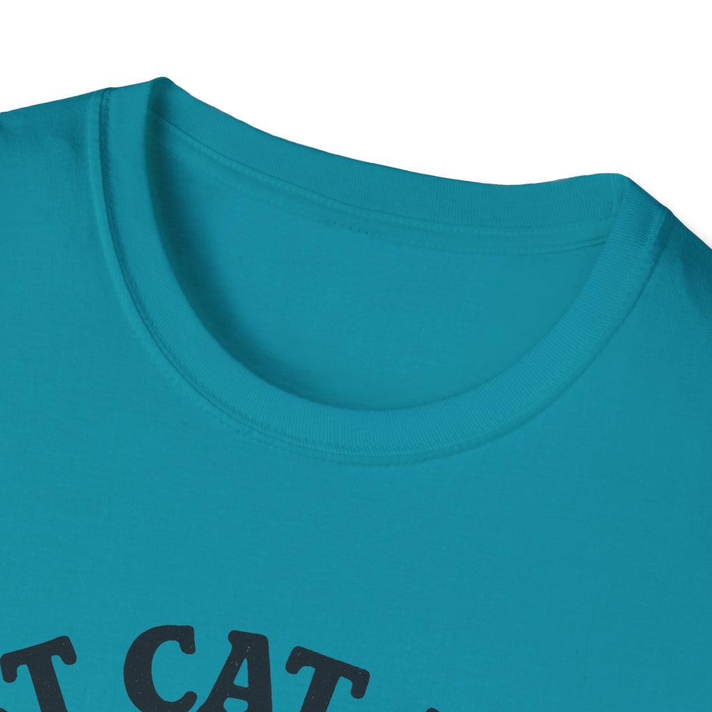 Best Cat Mom Ever T-Shirt — Cute Retro Cat Fist Bump Tee for Cat Lovers, Mother's Day Gift