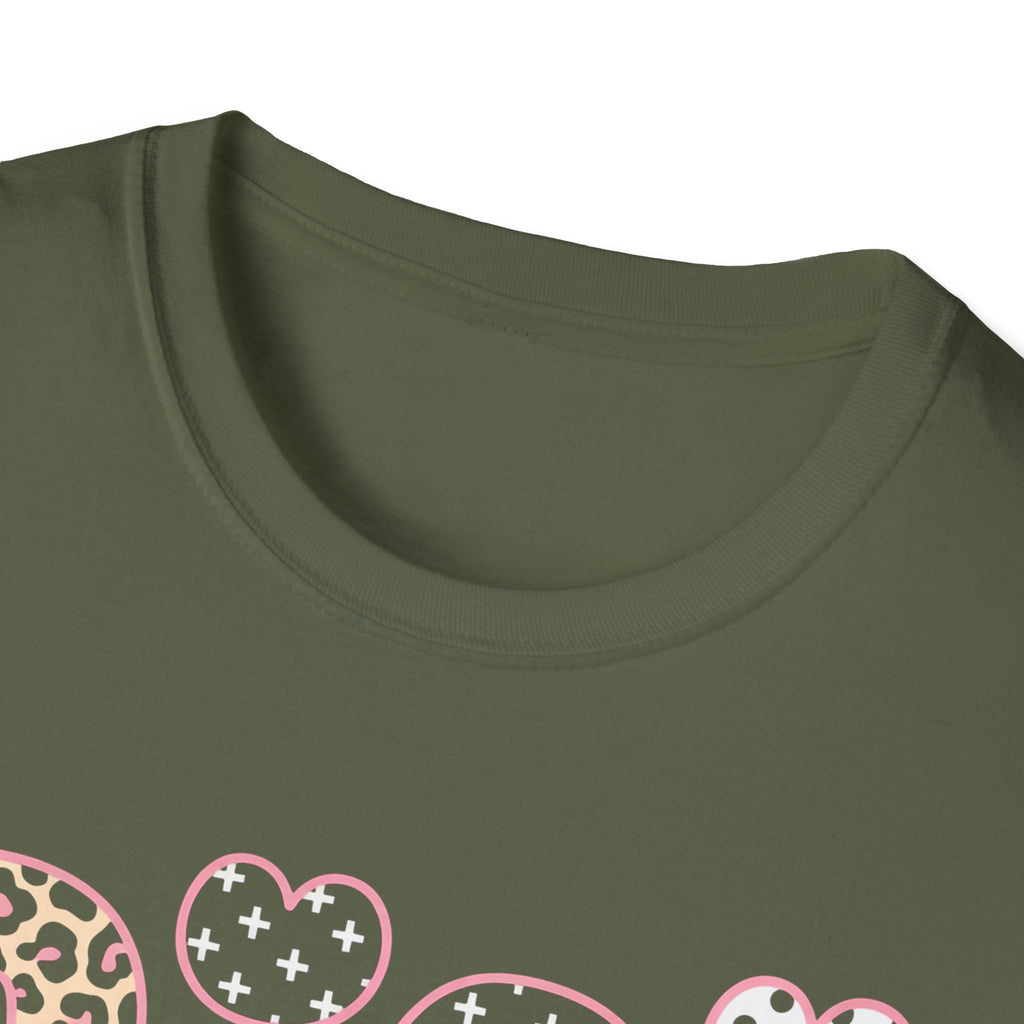 Gigi Floral Heart Tee — Pink 'Gigi' Script Grandmother T-Shirt