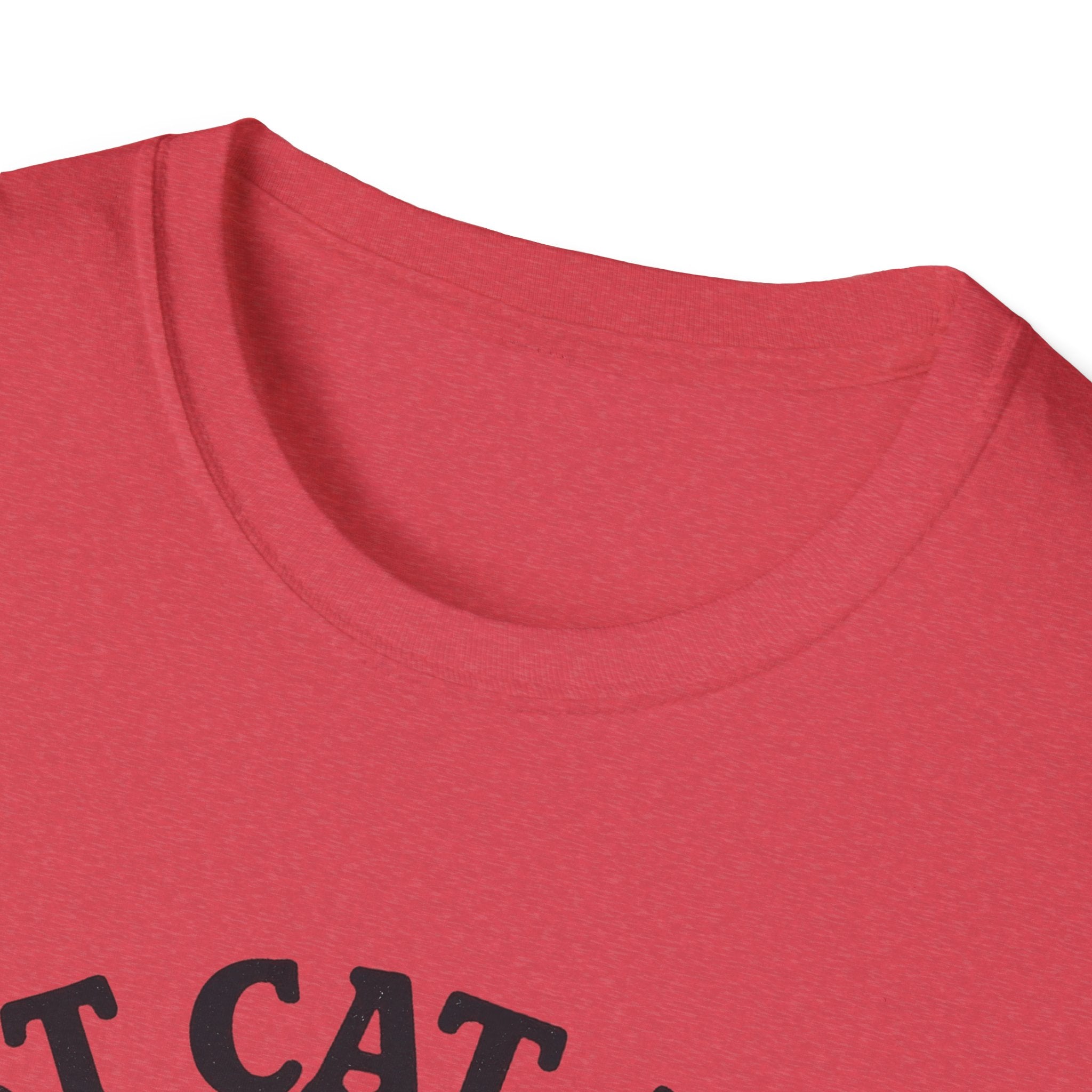 Best Cat Mom Ever T-Shirt — Cute Retro Cat Fist Bump Tee for Cat Lovers, Mother's Day Gift
