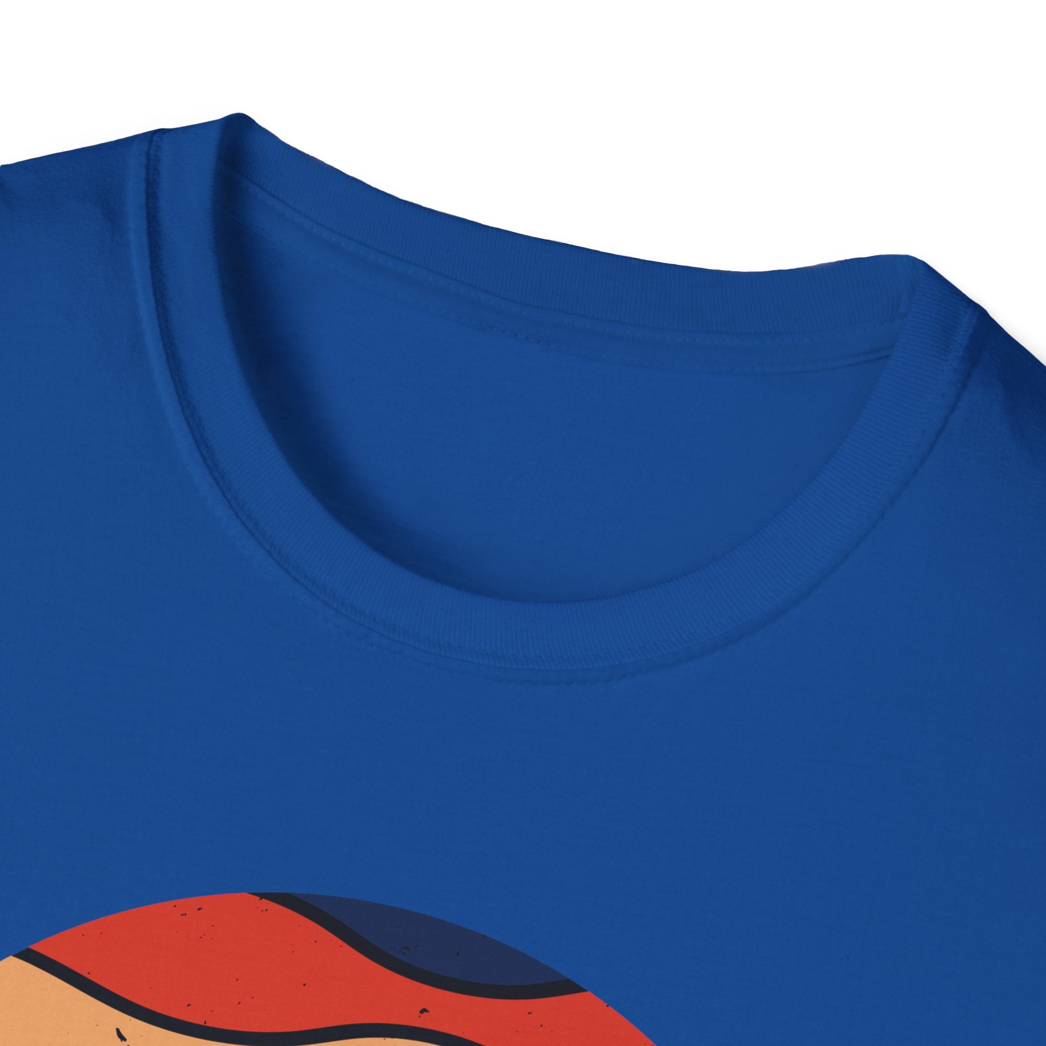 Retro Mountain Graphic T-Shirt — Sunset Camping Wilderness Tee