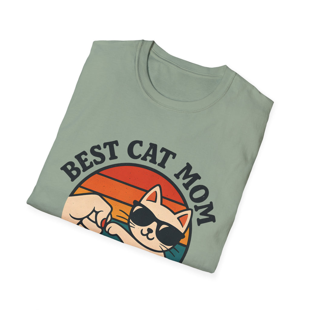 Best Cat Mom Ever T-Shirt — Cute Retro Cat Fist Bump Tee for Cat Lovers, Mother's Day Gift