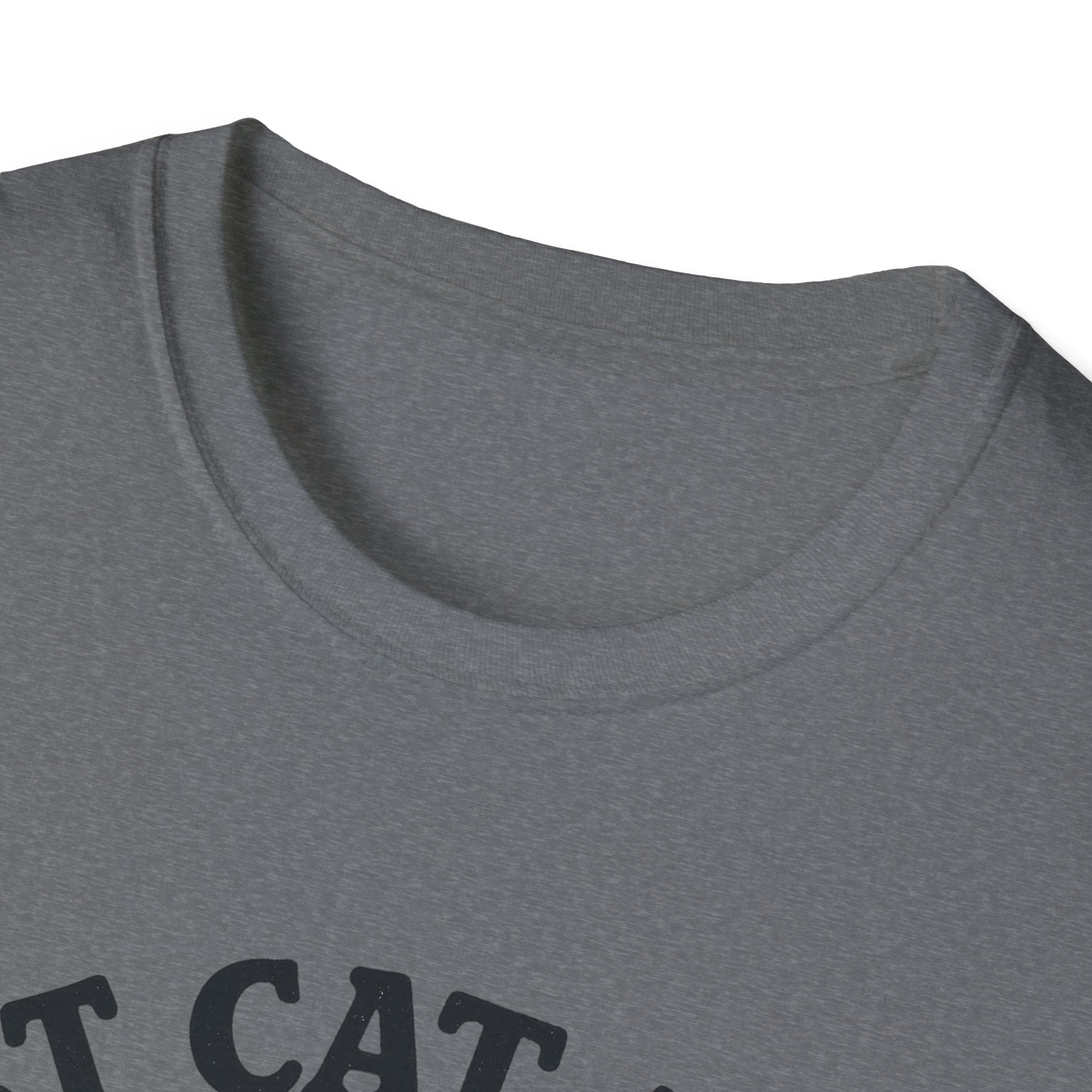 Best Cat Mom Ever T-Shirt — Cute Retro Cat Fist Bump Tee for Cat Lovers, Mother's Day Gift