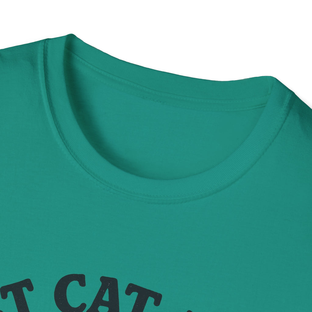 Best Cat Mom Ever T-Shirt — Cute Retro Cat Fist Bump Tee for Cat Lovers, Mother's Day Gift
